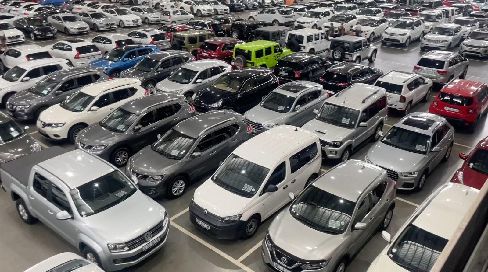 1000 Car Radios Tuned to HOT 102.7FM As WeBuyCars Maximises Outside Broadcast